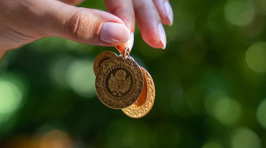 Gram altında d&uuml;ş&uuml;ş! &Ccedil;eyrek altın fiyatı: 13 Nisan altın fiyatları