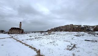 Van, Hakkari, Bitlis ve Muş'ta 317 yerleşim yerine ulaşım sağlanamıyor