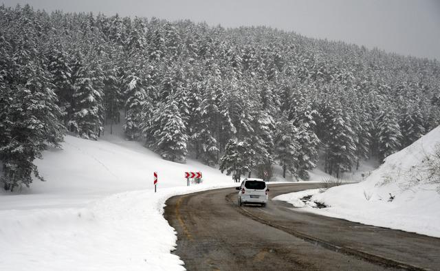 Kars ve Ardahan da kar nedeniyle 38 köy yolu ulaşıma kapandı 3