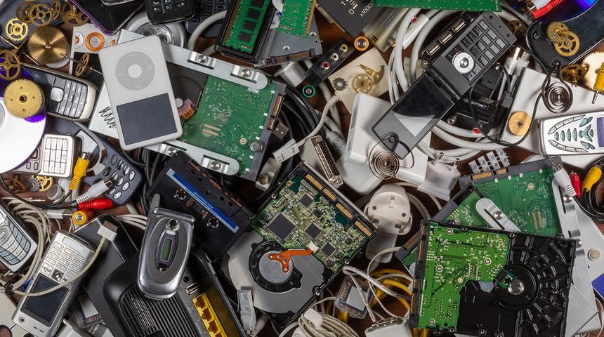 İ&ccedil;inde altın, g&uuml;m&uuml;ş, bakır var: &Ccedil;&ouml;pe atmayın, evde tutmayın