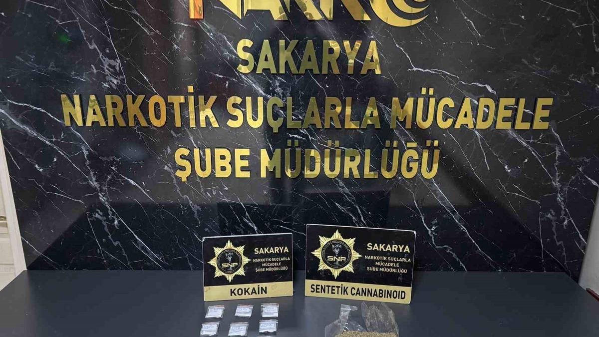 Sakarya’da uyuşturucu taciri polise yakalandı