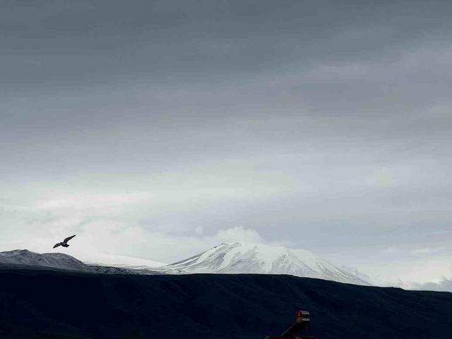 Iğdır Ovası&rsquo;nı &ccedil;evreleyen sıra dağlar yeniden beyaza b&uuml;r&uuml;nd&uuml; 1