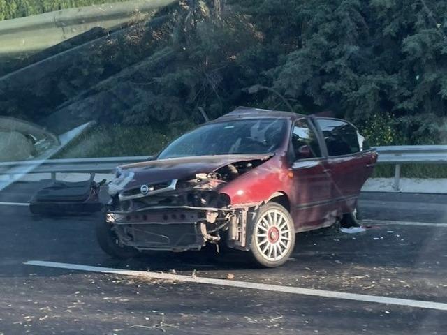 Tarsus&rsquo;ta otomobiller &ccedil;arpıştı: 1 &ouml;l&uuml;, 2 yaralı