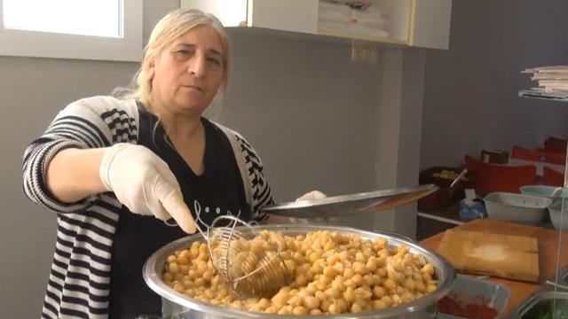 Döneriyle ünlü ilin vazgeçilmezi: 90 TL'ye satıyor