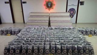 &Ccedil;orum polisinden uyuşturucu sevkiyatına darbe: Binlerce hap ele ge&ccedil;irildi