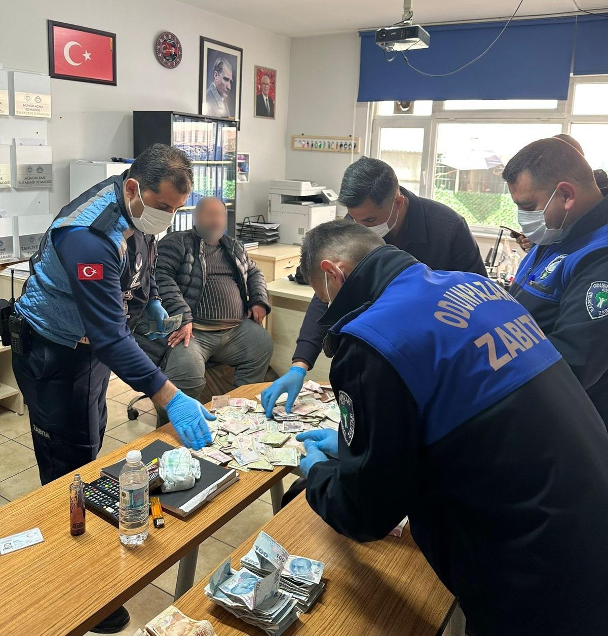 Dilencinin üzerinden çıkan para şaşırttı: Günlük kazanç 2