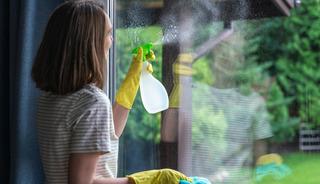 Camları ayna gibi parlatan karışım!