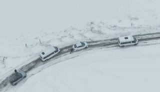 Muş&rsquo;ta kar ve tipi: Mahsur kalan 50 kişi kurtarıldı