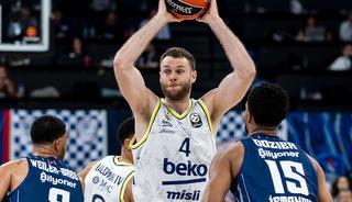 Fenerbahe Beko, Anadolu Efes'i 89-73 mağlup etti