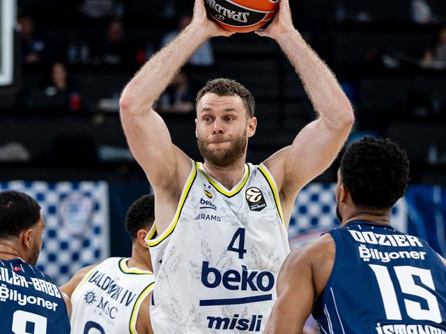 Fenerbahe Beko, Anadolu Efes'i 89-73 mağlup etti