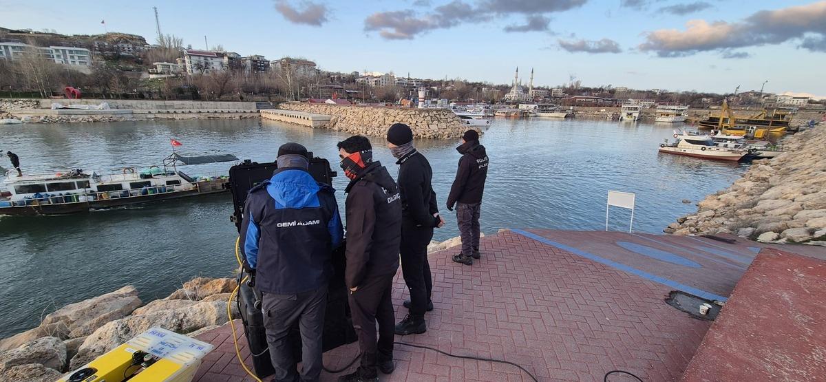 Van Gölü’nde kaybolan Boran Öner den acı haber geldi: Cansız bedeni bulundu! 6