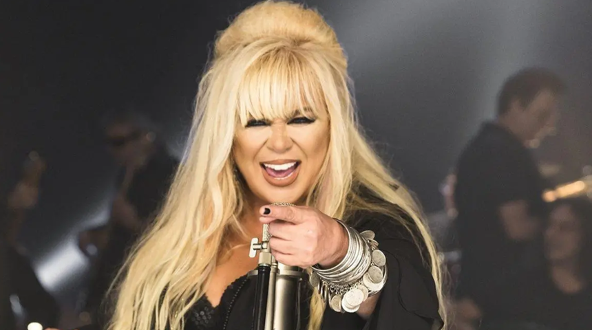 Sağlık sorunları yaşıyordu! Zerrin &Ouml;zer uzun s&uuml;re sonra g&ouml;r&uuml;nt&uuml;lendi