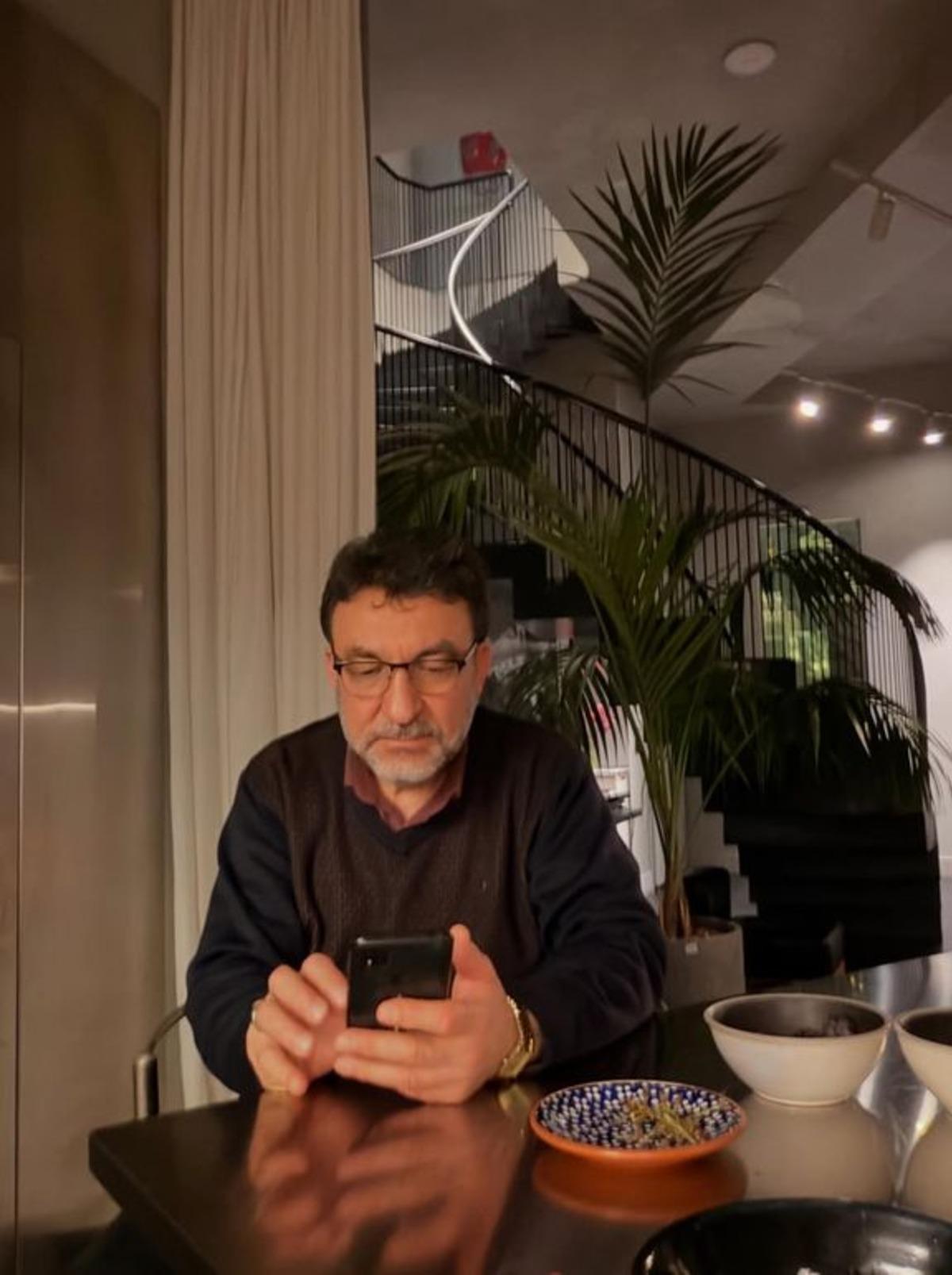 Serenay Sarıkaya sır gibi sakladığı babasını paylaştı! Kimse inanamadı 3