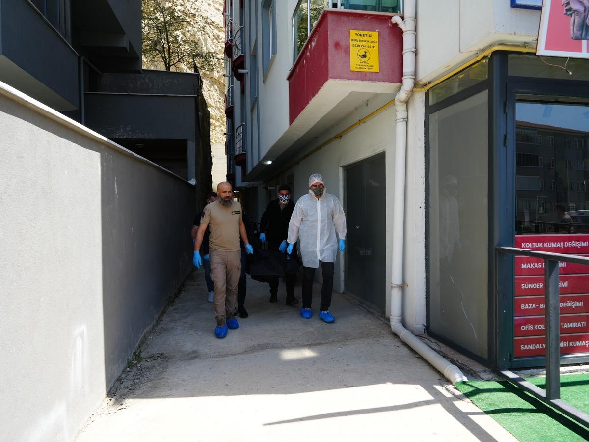 Öldürdüğü hamile eşinin cesediyle 10 gün aynı evde kalmıştı! İlk kez konuştu 1