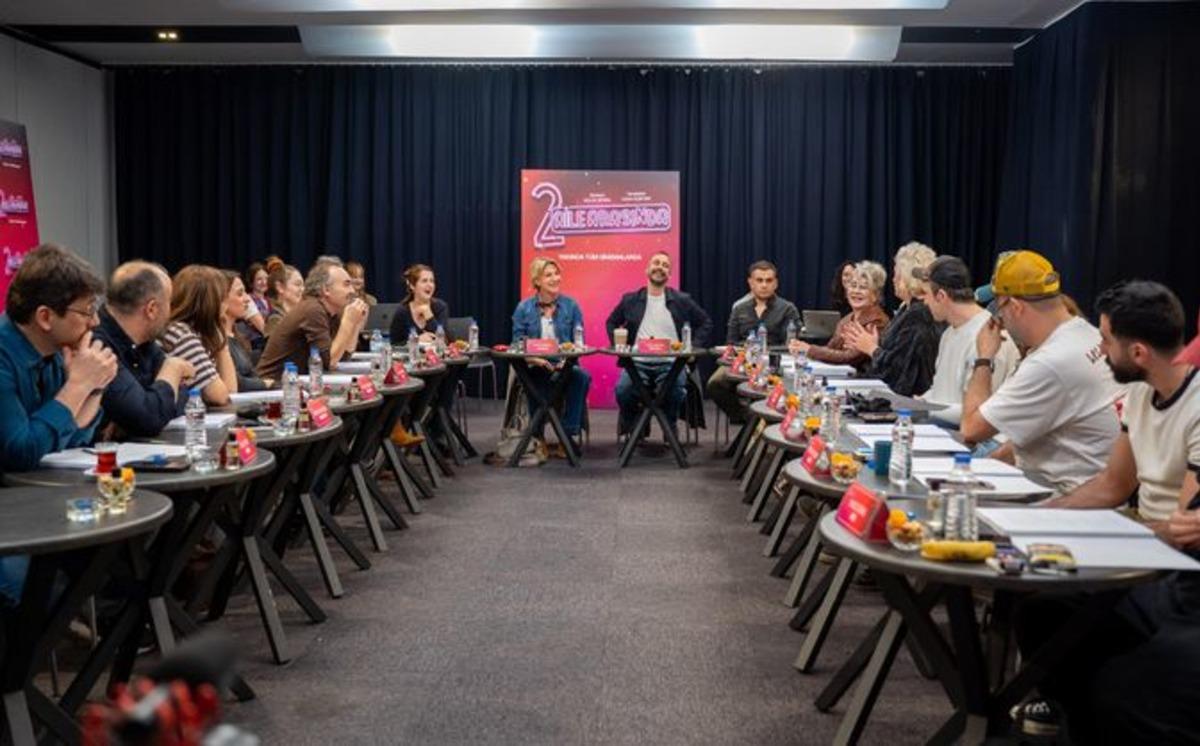 G&uuml;lse Birsel m&uuml;jdelemişti! Provalar başladı 1