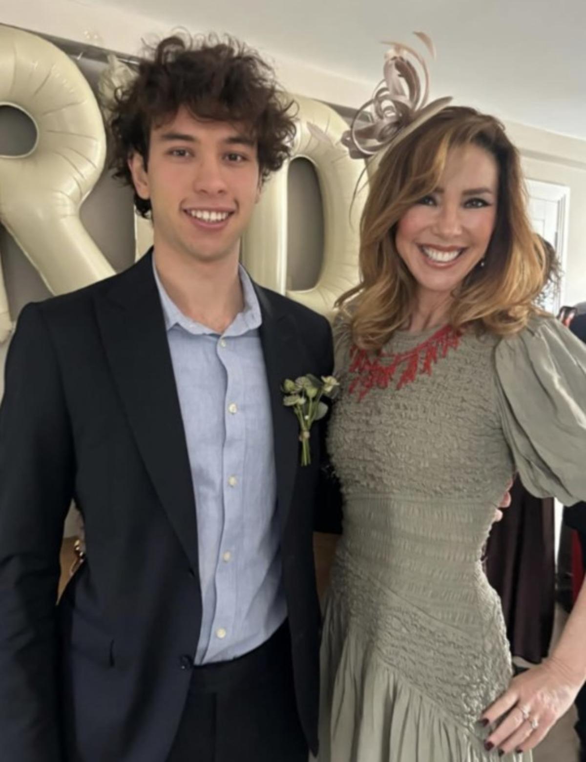 Sihirli Annem in Betüş ü İnci Türkay oğlunu paylaştı! Tıpkı annesi 2