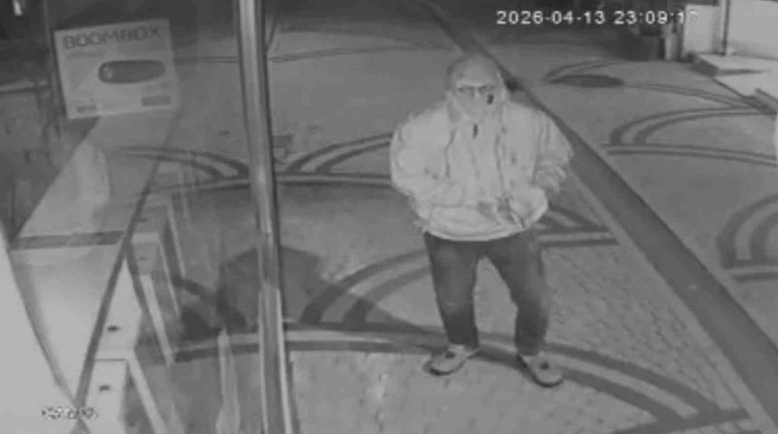 Ordu&rsquo;da telefon hırsızlığı kamerada