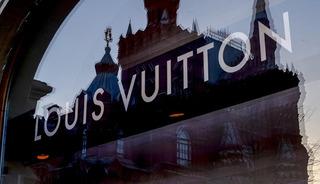 İran savaşı l&uuml;ks&uuml; vurdu! Satışları geriledi, hisseleri d&uuml;şt&uuml;