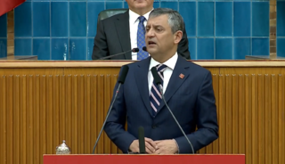 AK Partililere &ccedil;ağrı yaptı! &Ouml;zg&uuml;r &Ouml;zel: "Birinin Erdoğan'ın karşısına &ccedil;ıkıp bunları demesi gerek"