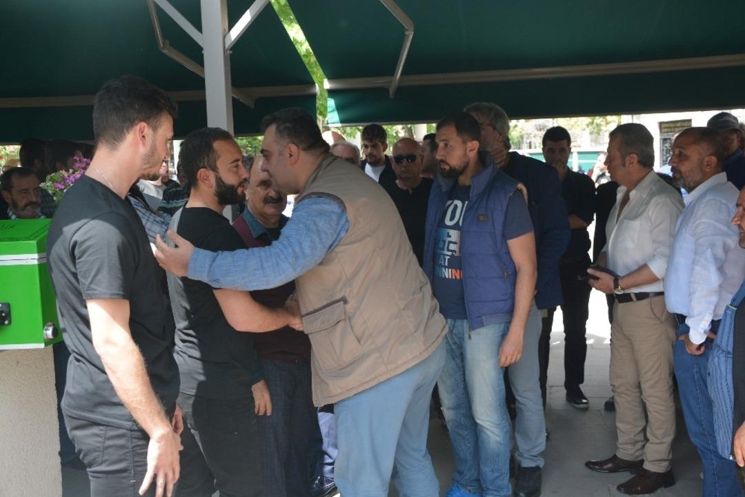 Milli futbolcu Olcan Adın&rsquo;ın anne acısı