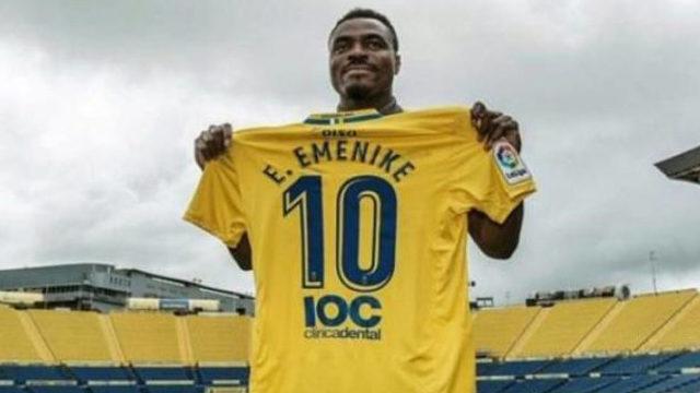 Emmanuel Emenike savaşı
