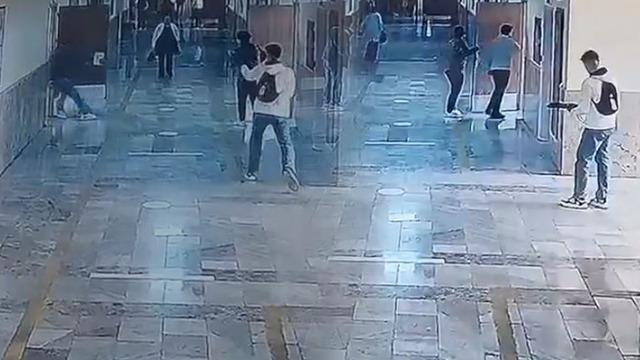 Şanlıurfa'daki okul saldırısıyla ilgili yeni gelişme! 4 kişi g&ouml;revden uzaklaştırıldı