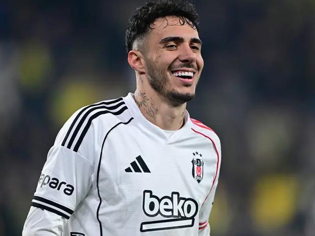 Beşiktaş'tan Fenerbah&ccedil;e'ye tarihe ge&ccedil;ecek transfer!