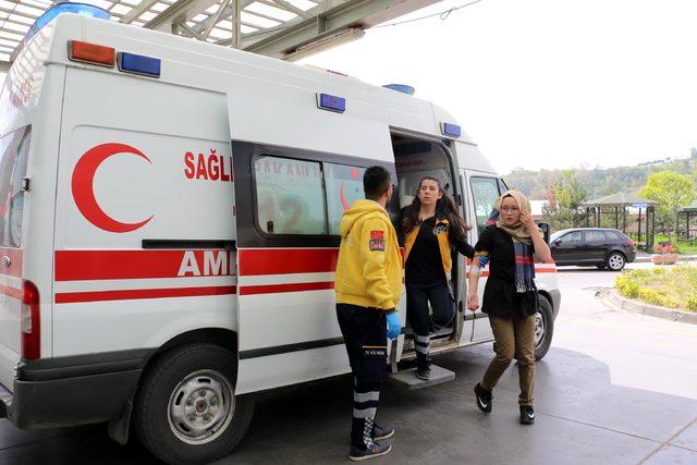 Öğrenciler doğum günü pastası yedikten sonra rahatsızlandı