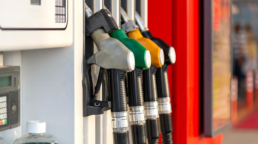 Akaryakıta zam geldi, indirim bekleniyor: 15 Nisan benzin, motorin fiyatı