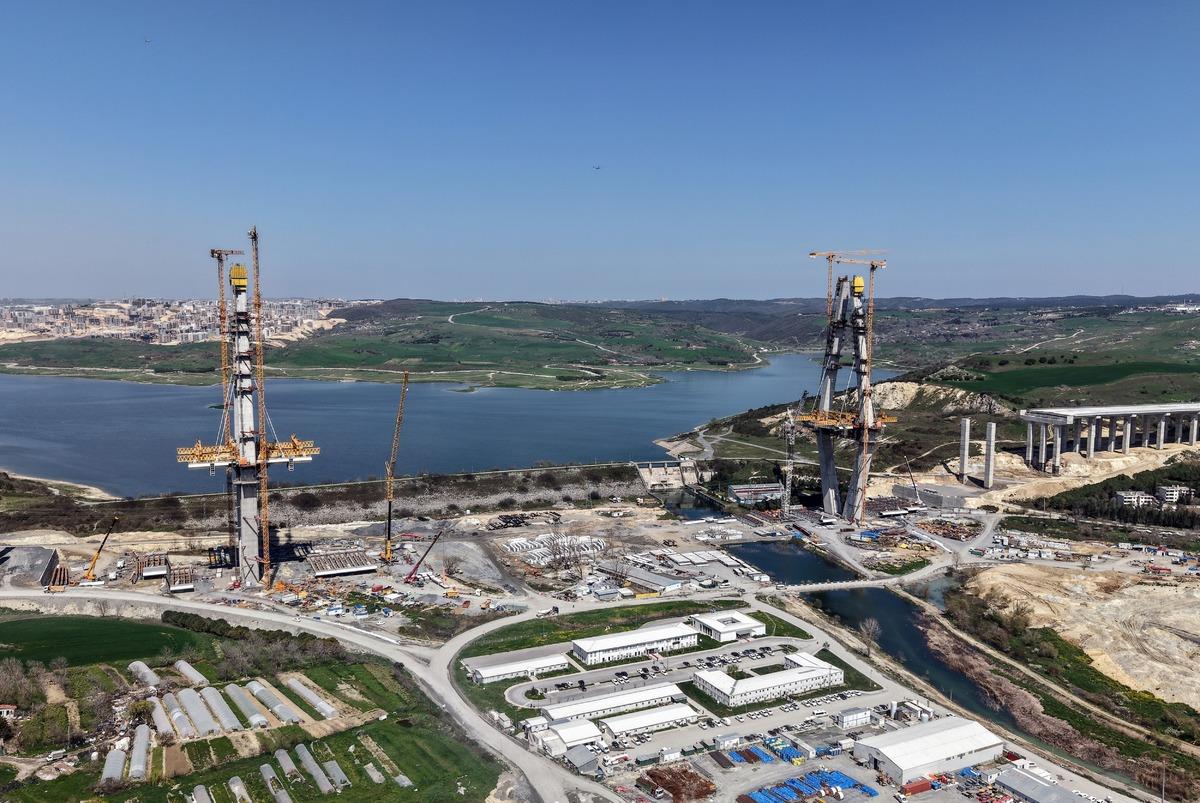 İstanbul un yeni yüzü: Bir yanda köprü diğer yanda keçiler 3