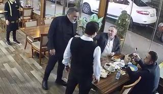 CHP'li isim darbedilerek kovulmuştu! O restoran kurşunlandı