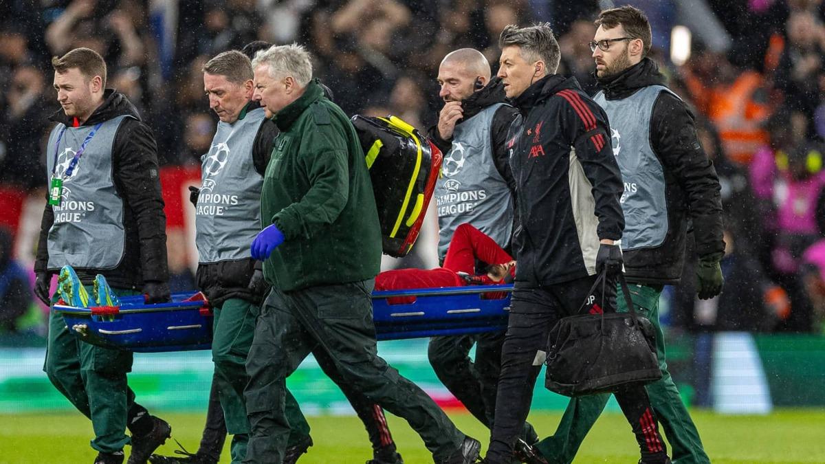 Dünya devine kahreden haber! Liverpool un yıldızı Ekitike 9 ay yok 2