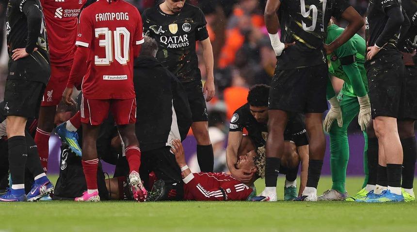 D&uuml;nya devine kahreden haber! Liverpool'un yıldızı Ekitike 9 ay yok