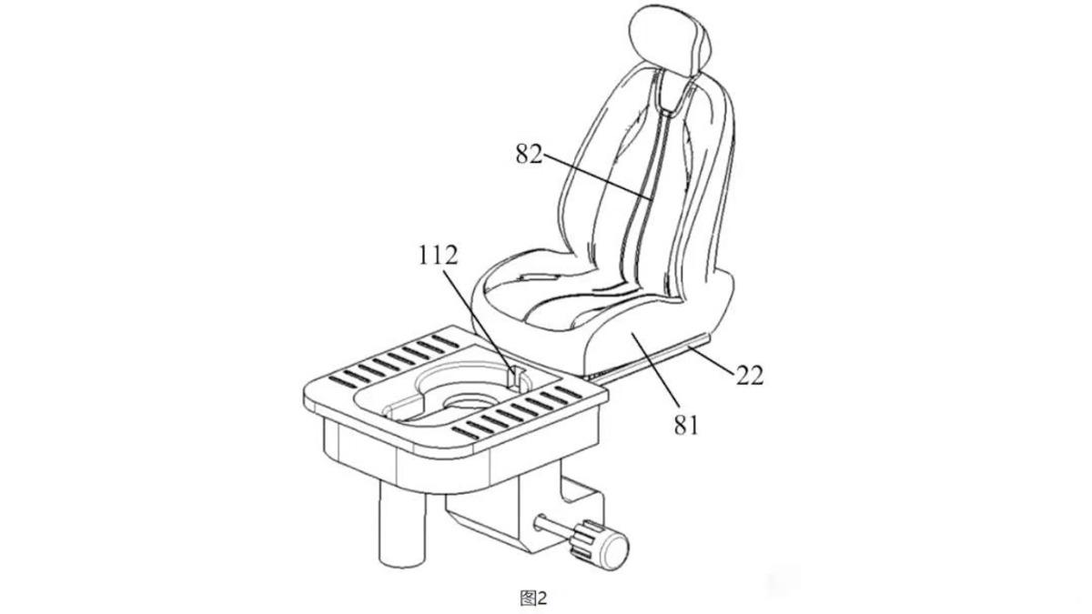 Koltuk altından çekmece gibi açılıyor! Mola derdine son