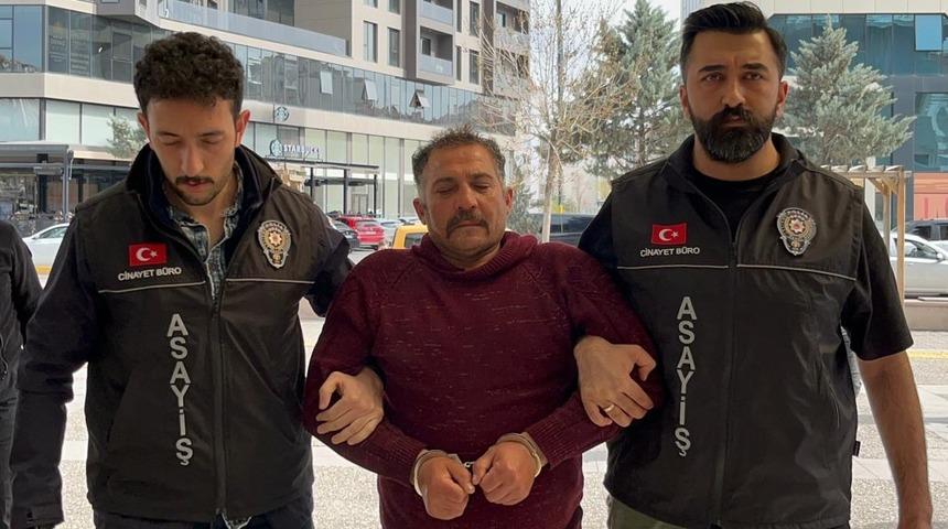 Aksaray'da tartıştığı eski kayınpederini &ouml;ld&uuml;ren zanlı tutuklandı
