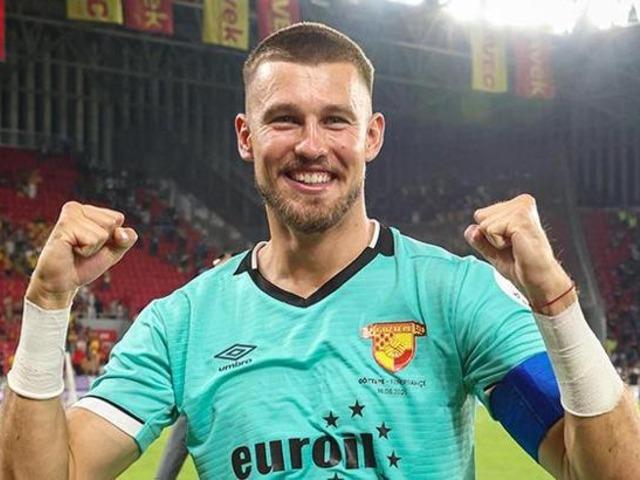 G&ouml;ztepe'de Lis'e Lech Poznan kancası