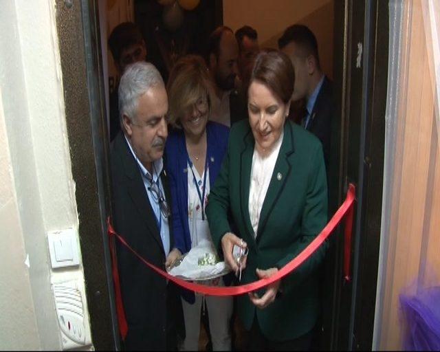 Akşener partisinin Bakırköy ilçe binasını açtı