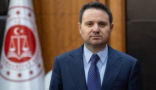 Adalet Bakanı G&uuml;rlek'ten 81 ile genelge: "Sonuna kadar gidilsin"