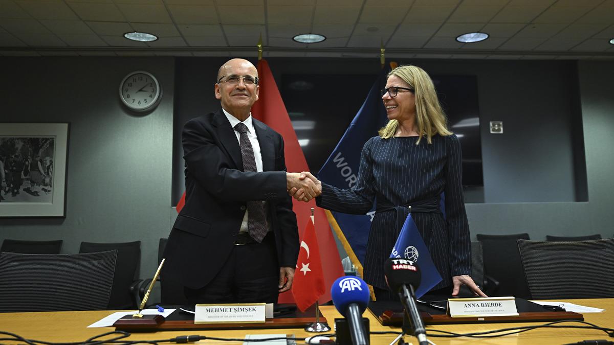  D&uuml;nya Bankasının t&uuml;m tarihinde onaylanan en b&uuml;y&uuml;k &uuml;&ccedil;&uuml;nc&uuml; proje  İmzalar atıldı 1