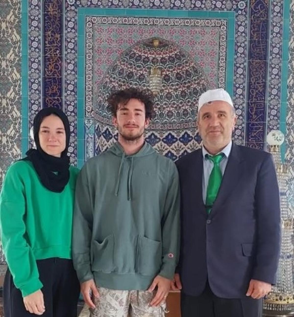 Survivor şampiyonu Nisa Bölükbaşı 2 sene önce evlenmişti! İmam nikahı kıydı 3