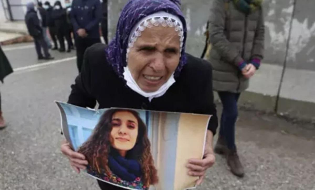 G&uuml;listan Doku nun ablasından &ccedil;arpıcı &ccedil;ıkış:  Bunları ilk defa a&ccedil;ıklıyorum  1