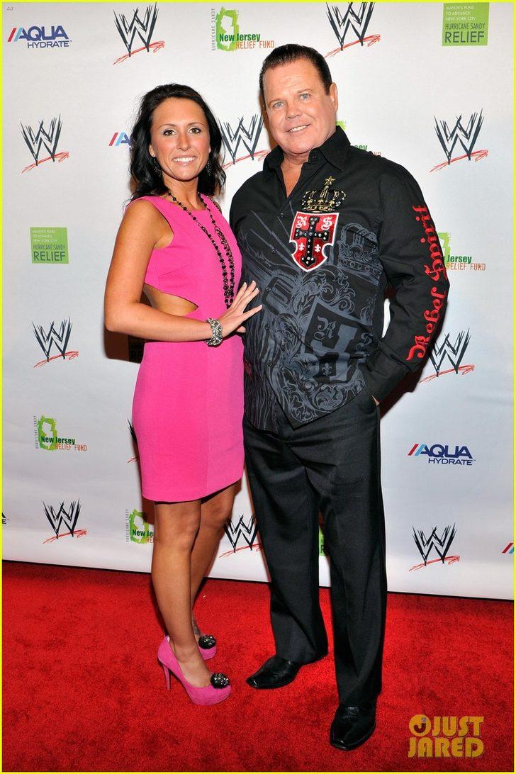 Jerry 'Kral' Lawler cinsel ilişki sırasında felç geçirdi G1