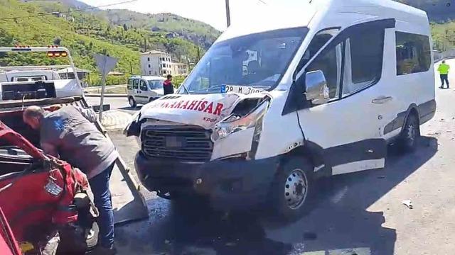 Giresun’da trafik kazaları: 1 ölü, 6 yaralı