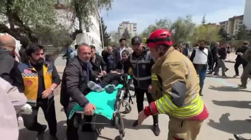 Kahramanmaraş'taki okul saldırısının g&ouml;r&uuml;nt&uuml;lerini yayan 63 hesaba soruşturma!