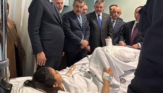 Saldırıda yaralanan &ouml;ğrenci anlattı! "Can havliyle pencereden atladım"