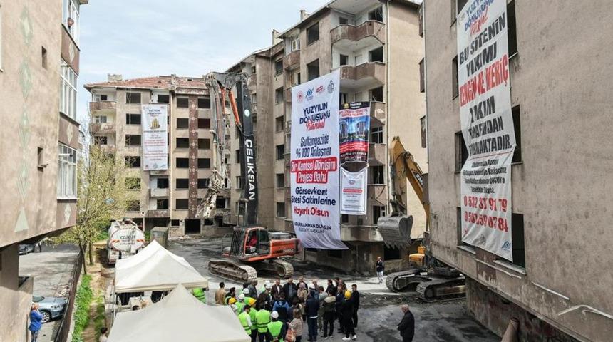 Bir site daha %100 uzlaşmalı kentsel d&ouml;n&uuml;ş&uuml;me girdi 