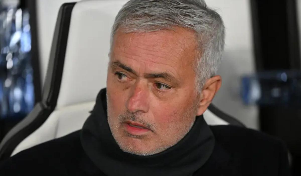 Fenerbahçe den ayrılmıştı! Jose Mourinho geri dönüyor 2