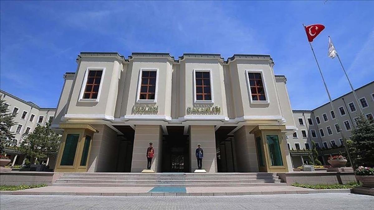 İ&ccedil;işleri Bakanlığında kritik toplantı! "Okul g&uuml;venliği" konusu ele alınacak: "G&uuml;venlik tedbirleri artırıldı 3