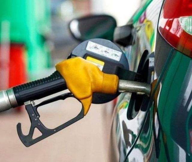 Motorine indirim geldi, tabela değişti (16 Nisan 2026 g&uuml;ncel akaryakıt fiyatları)