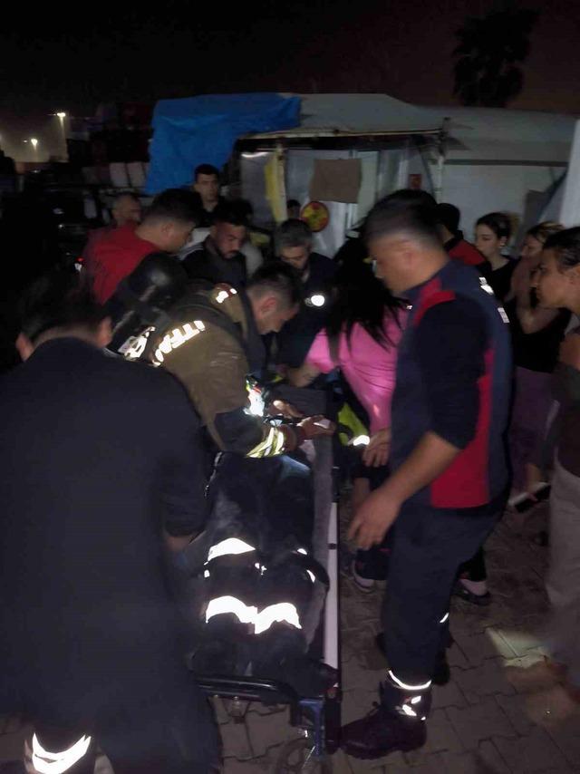 İskenderun&rsquo;da konteyner yangınında 2 kişi dumandan etkilendi 3